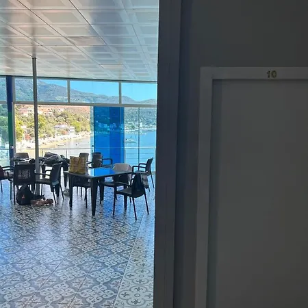 Mavi Yesil Cafe Restaurant Konaklama Plaj Turizm Isletmeleri אתר נופש מרמרה אדסי